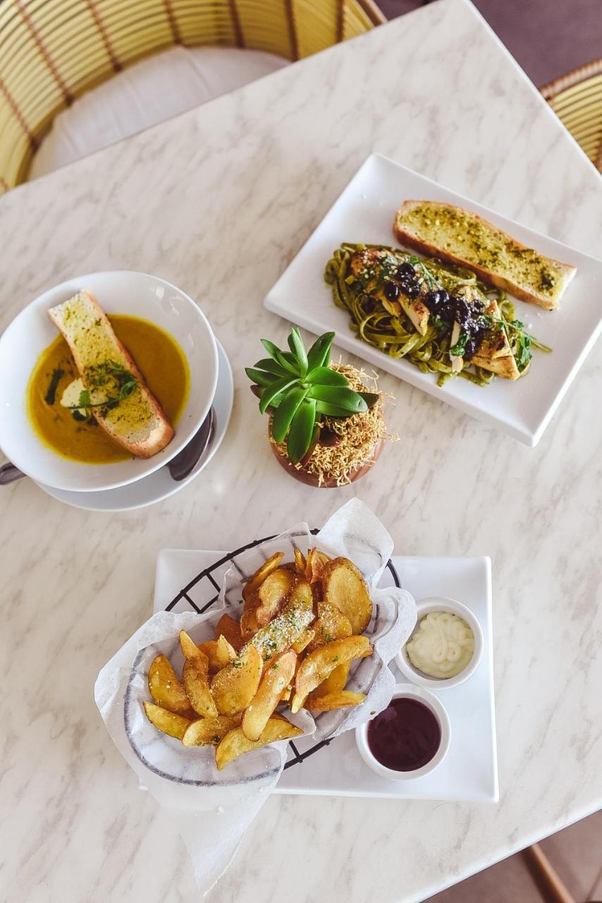 Bay'S Inn บาแลร์ ภายนอก รูปภาพ