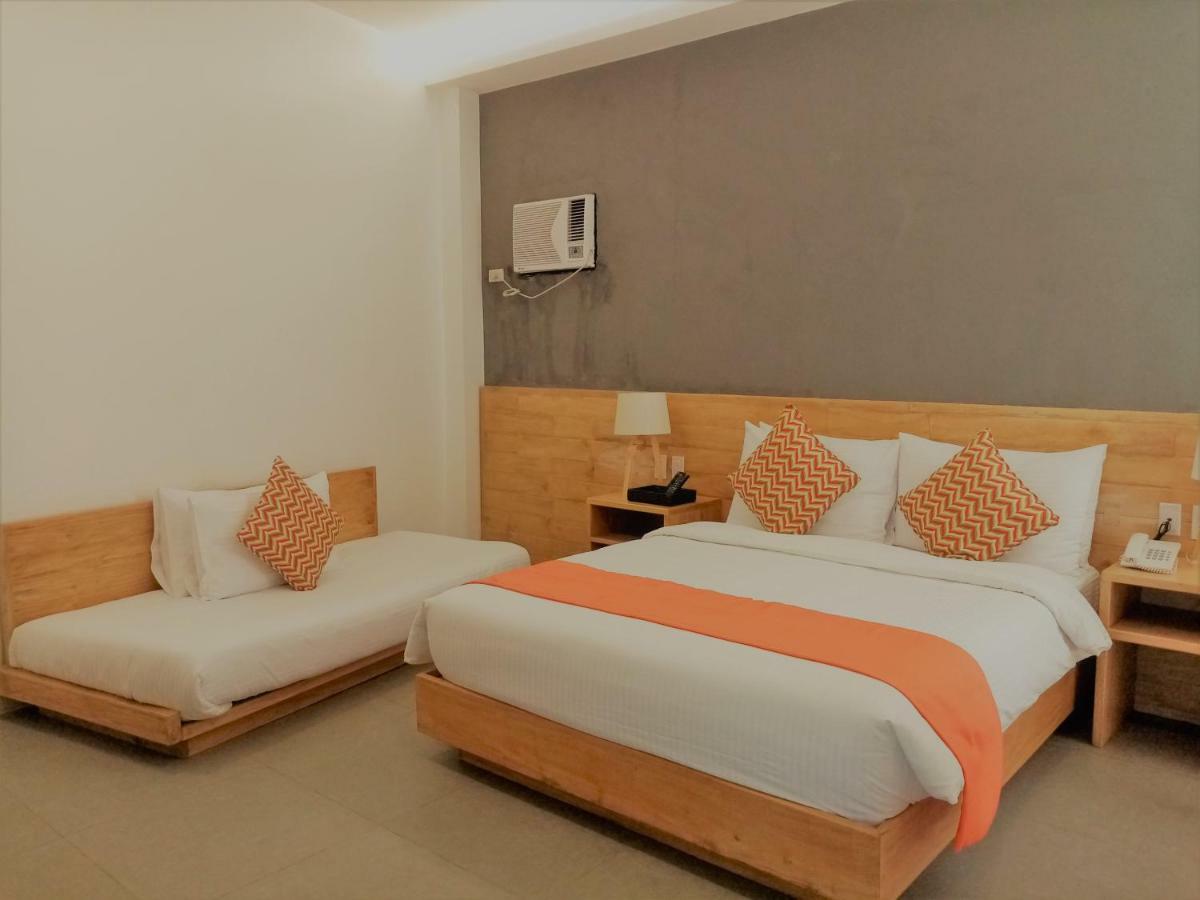 Bay'S Inn บาแลร์ ภายนอก รูปภาพ